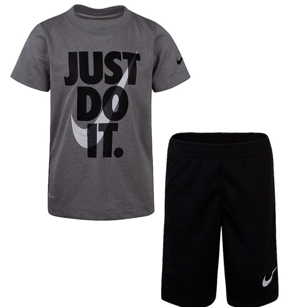 🆕️ Nike 2pc Short Set
